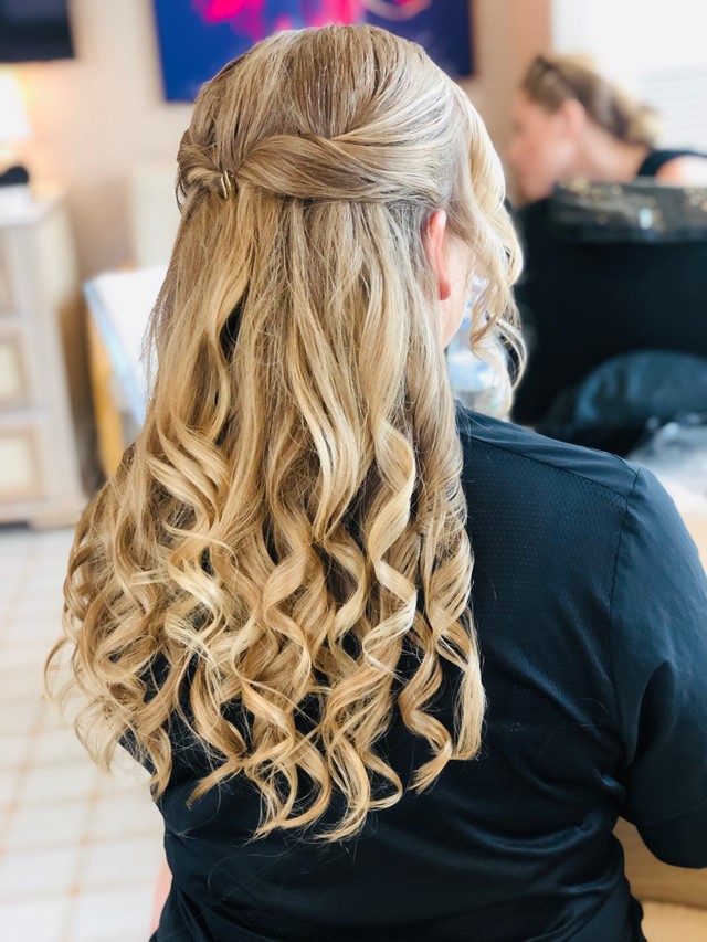 Wedding Hairstyle: Easy Loose Waves - HubPages