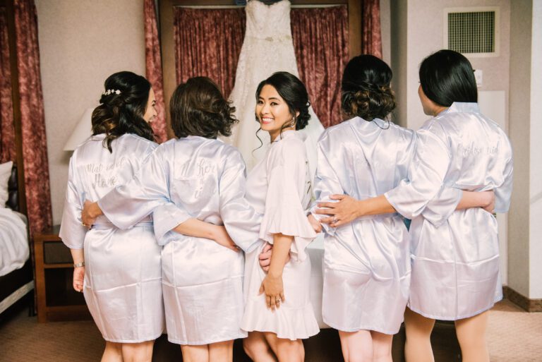 Top Tips for a Stress-Free Wedding Day – Tip #5 Planning Your Get Ready Time With Your Bridal Party