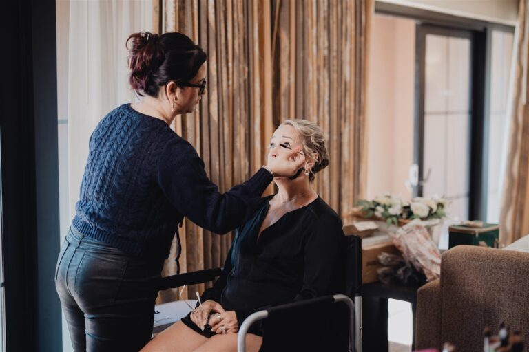 Essential Wedding Day Makeup Tips for Mothers