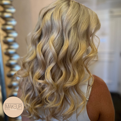 Wavy and curly bridal hairstyle inspiration