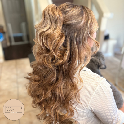 Half-up half-down bridal hairstyle inspiration